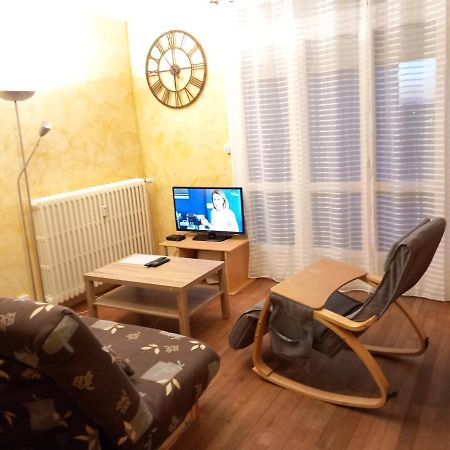 Bellejoie - Appartement T3- Poitiers Sud - Direct Futuroscope - Parking Et Wifi Gratuit Exterior photo
